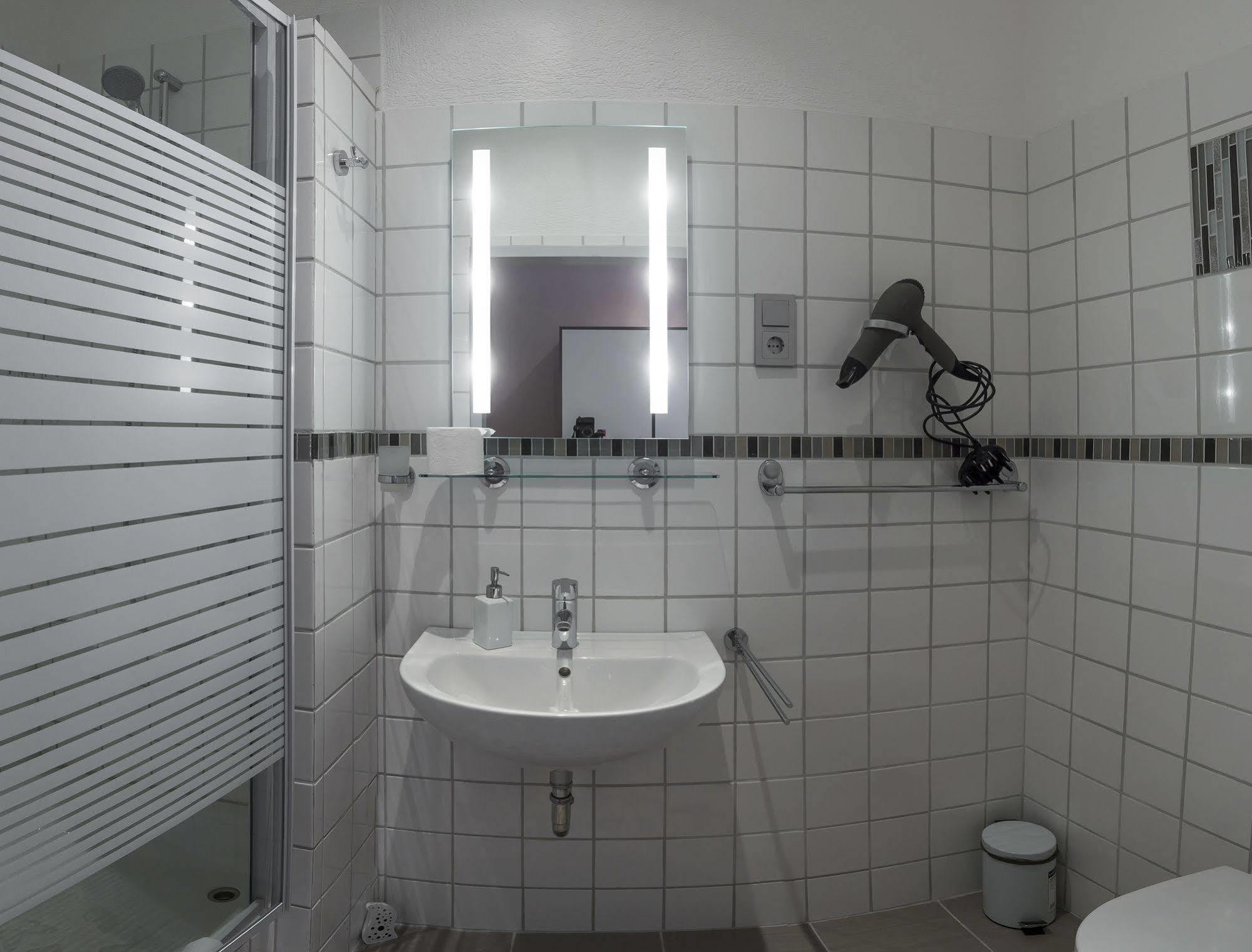 Pension Donau Grill Hannover Exterior foto